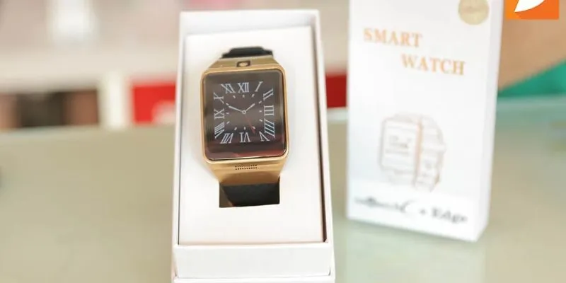 Mở hộp đồng hồ thông minh Inwatch C
